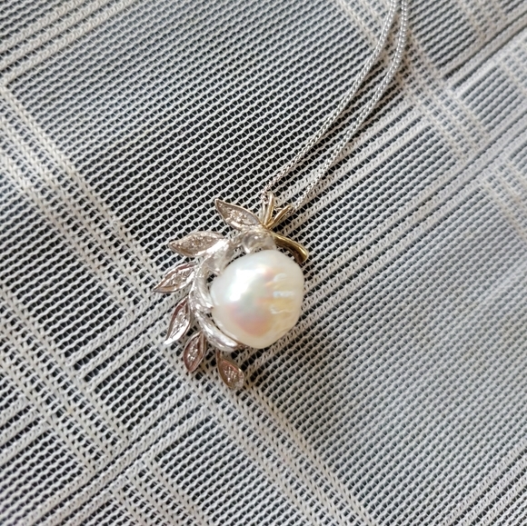 Vintage B.A.B. 14 Kt. White Gold Necklace w/Raw Pearl Center - Picture 4 of 9